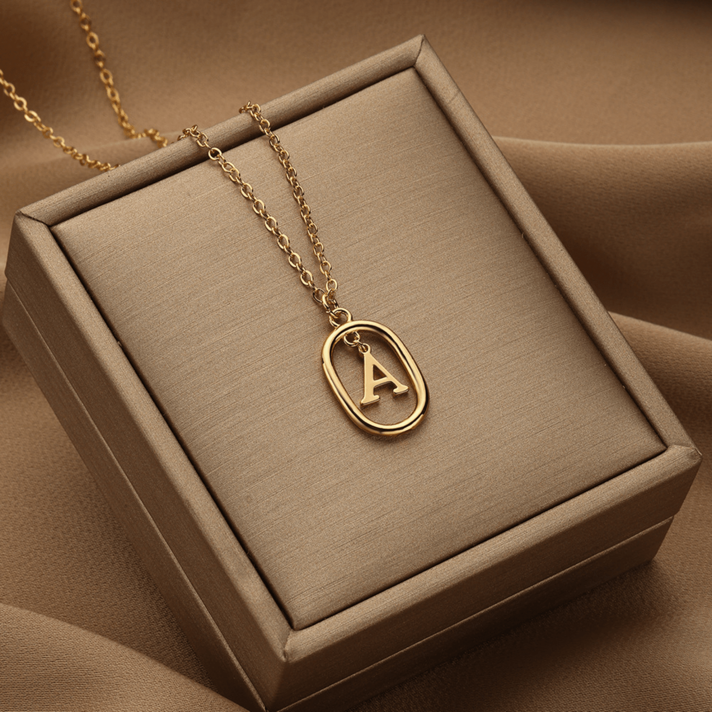RICCARDI - COLLIER "Alpha Charm" - Riccardi